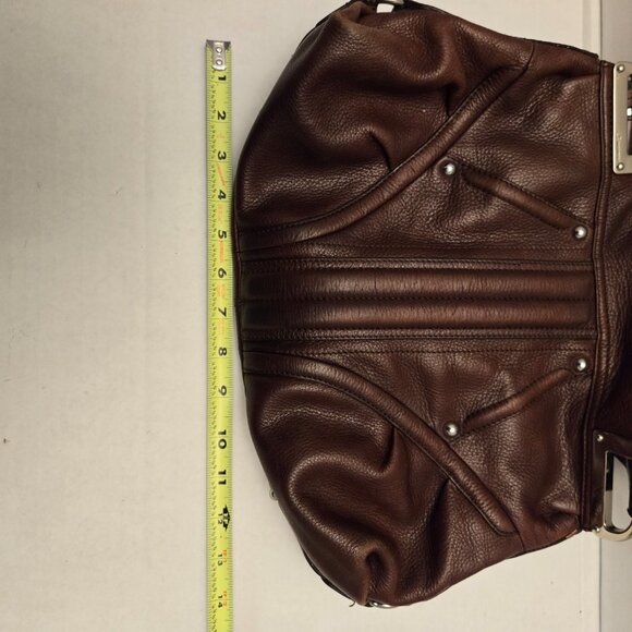 B. MAKOWSKY LEATHER PURSE - Picture 7 of 12